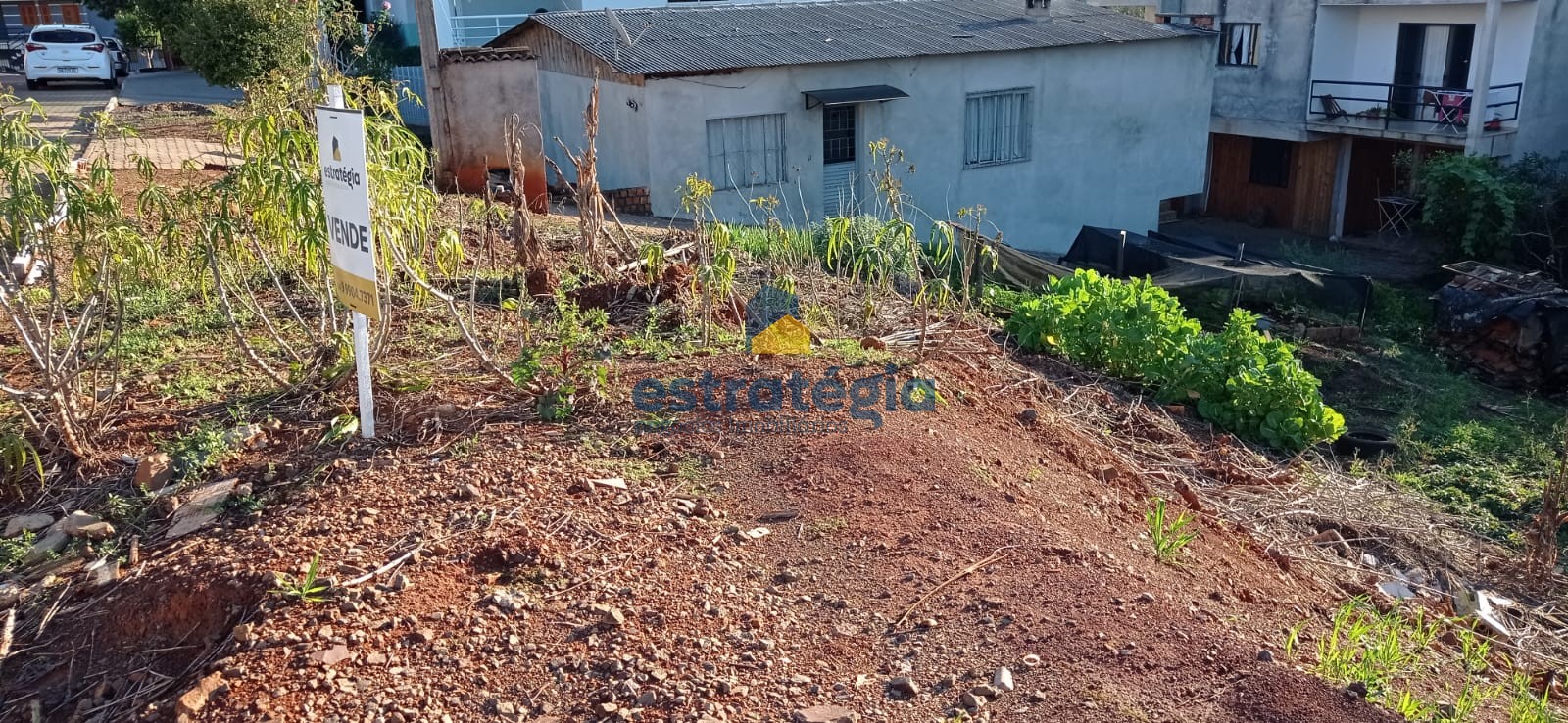 TERRENO NO BAIRRO NAZARÉ PARA A VENDA 12x30 | Estratégia Negócios Imobiliários