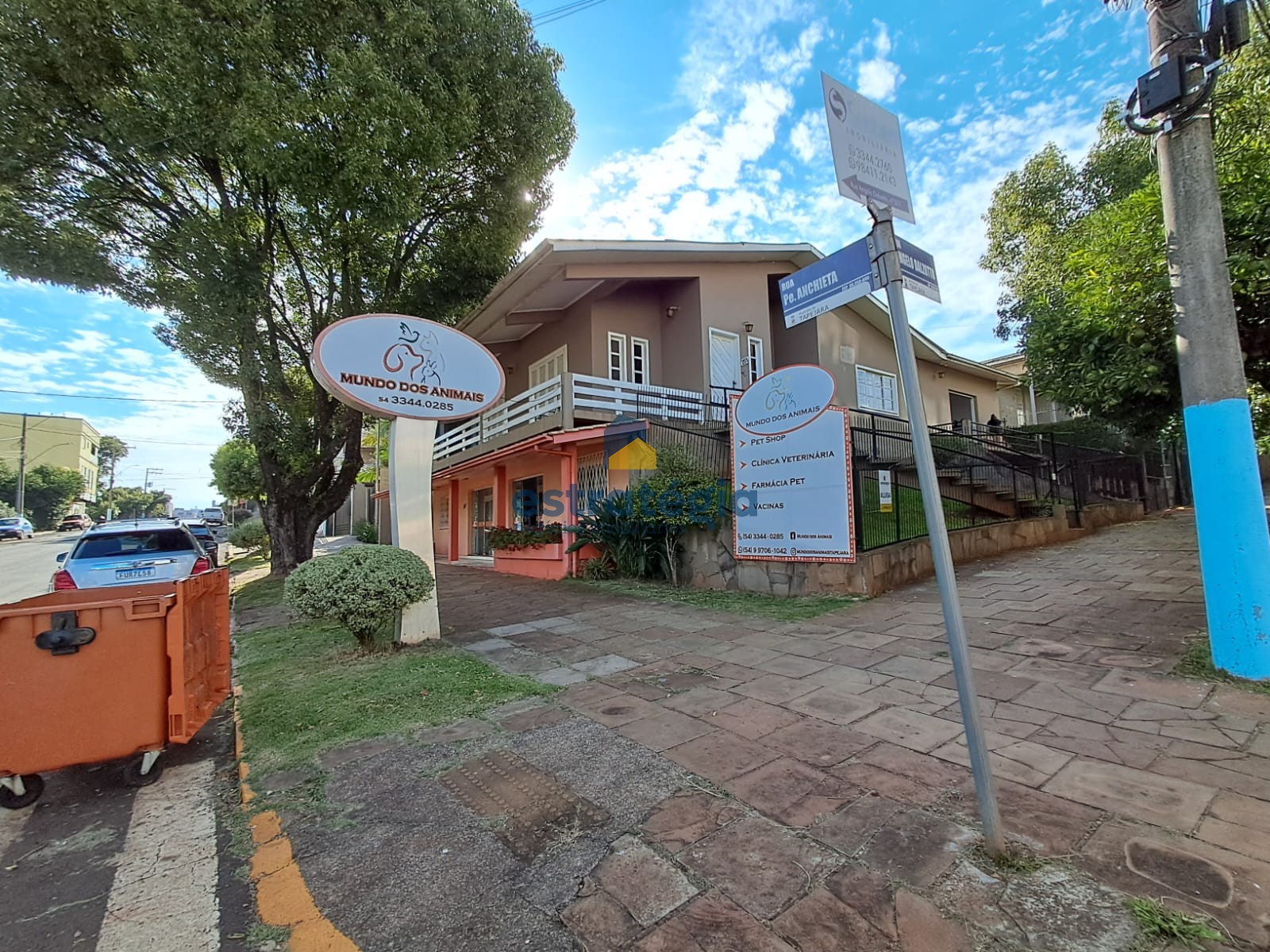 CASA PARA LOCAÇÃO NA ANGELO DALZOTTO | Estratégia Negócios Imobiliários