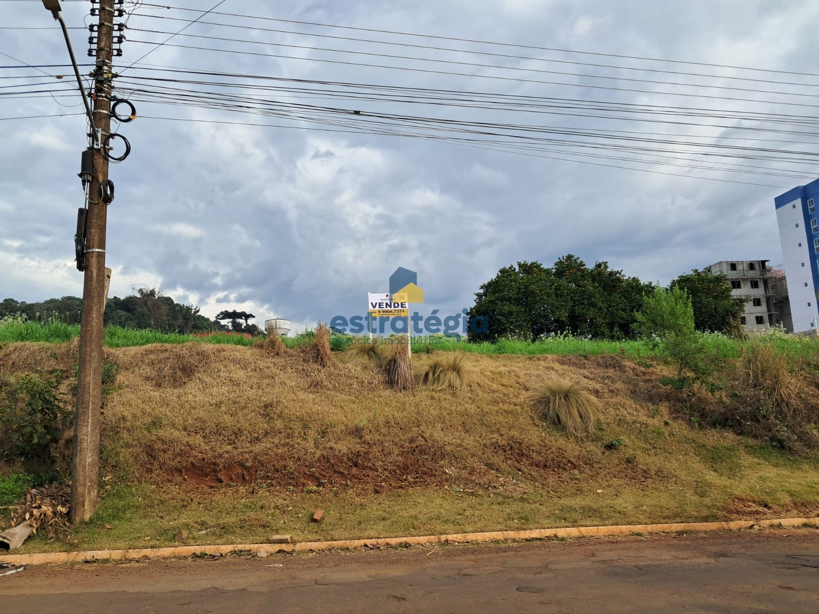 TERRENO AS MARGENS DA ESTRADA TAPEJARA A ÁGUA SANTA | Estratégia Negócios Imobiliários
