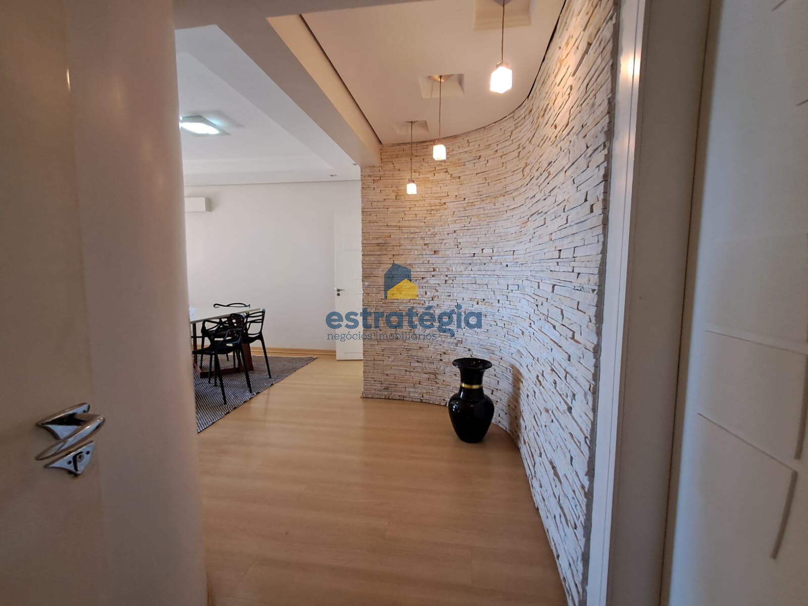 Estratégia Negócios Imobiliários