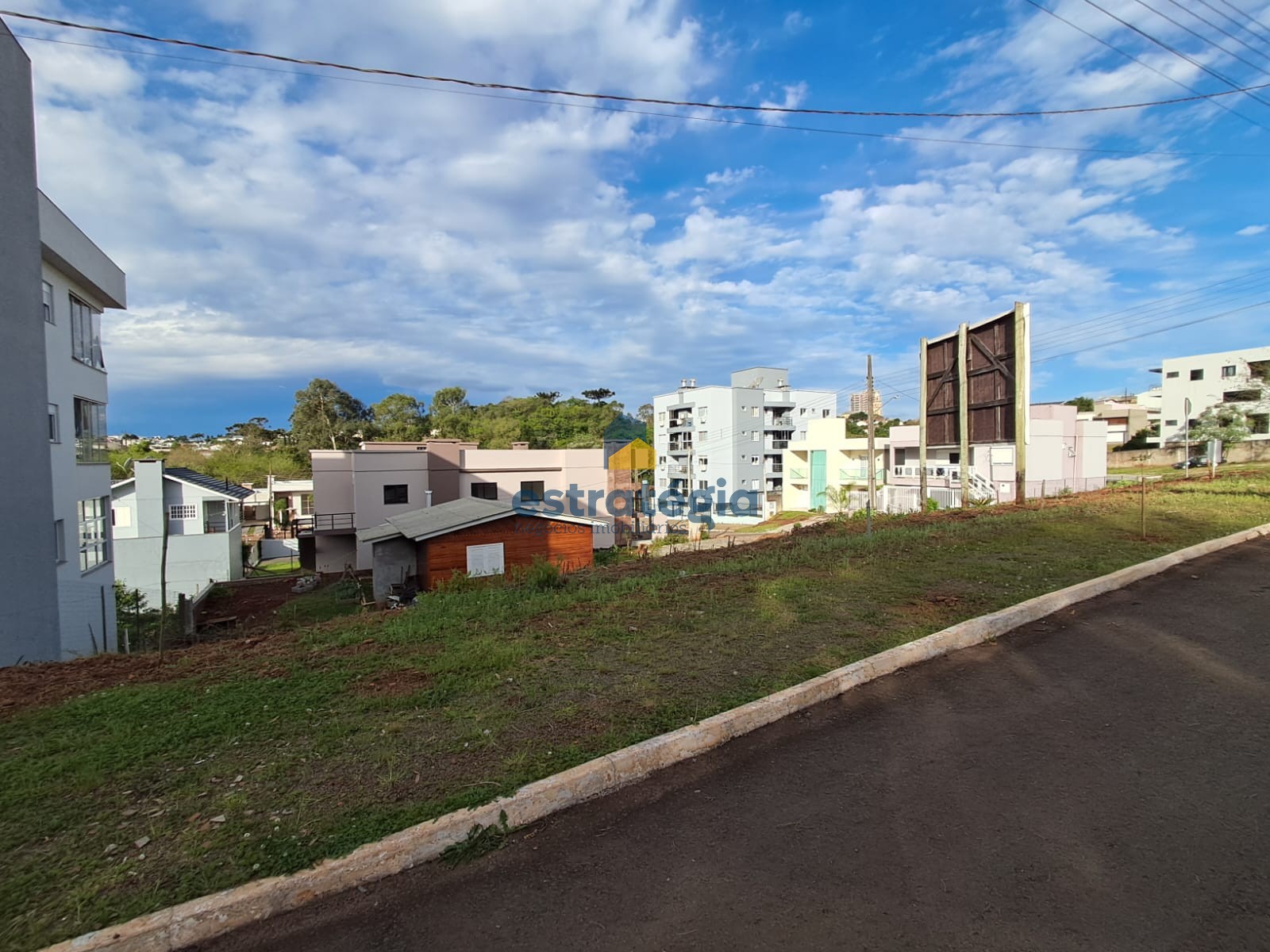 Estratégia Negócios Imobiliários