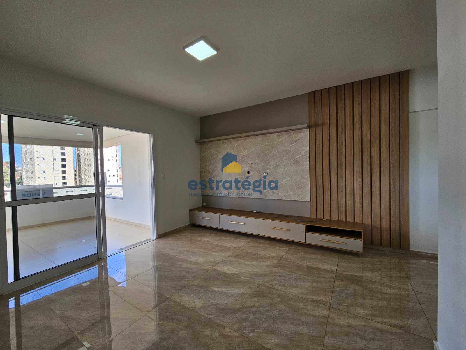 Estratégia Negócios Imobiliários