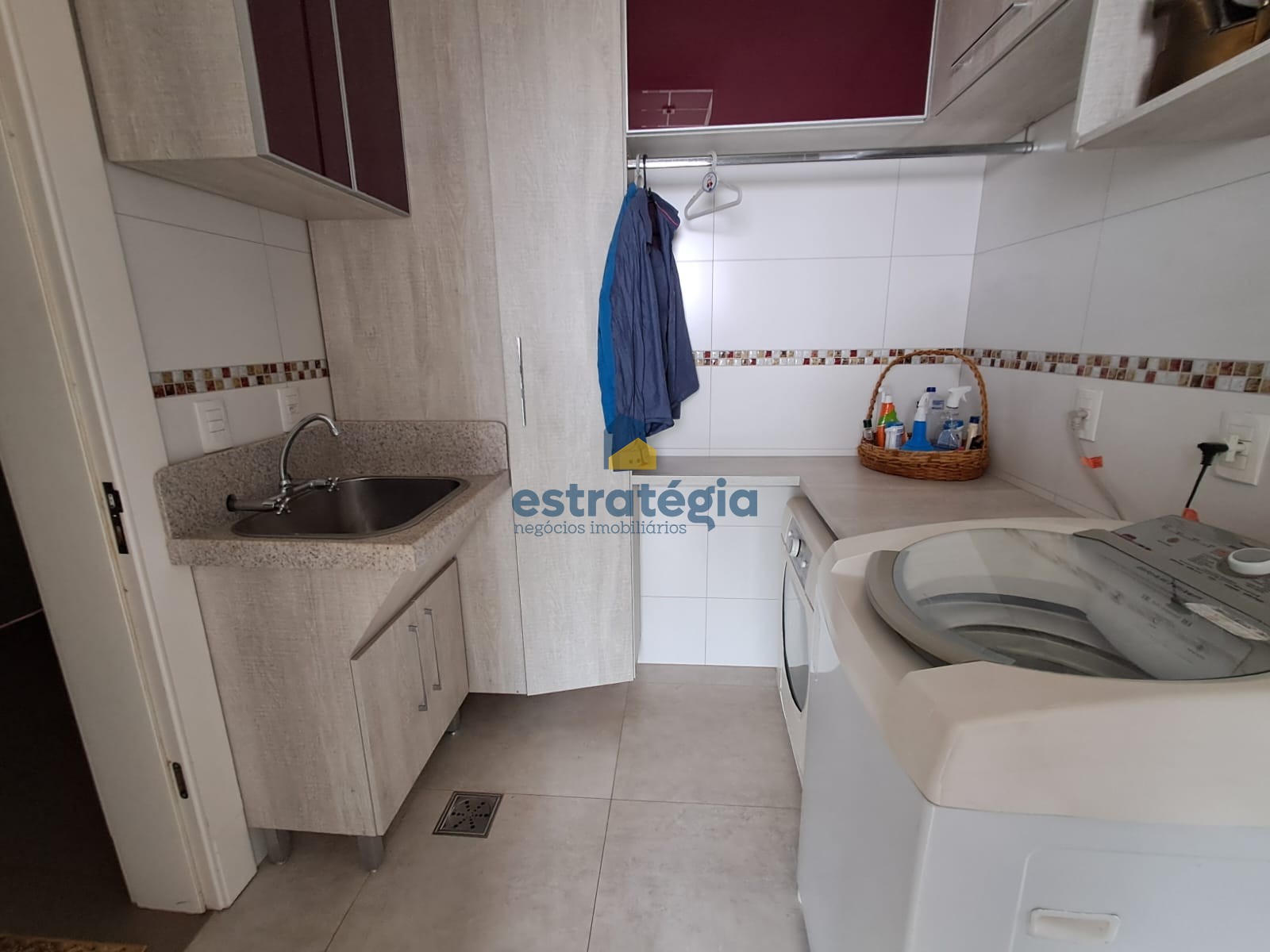 Estratégia Negócios Imobiliários