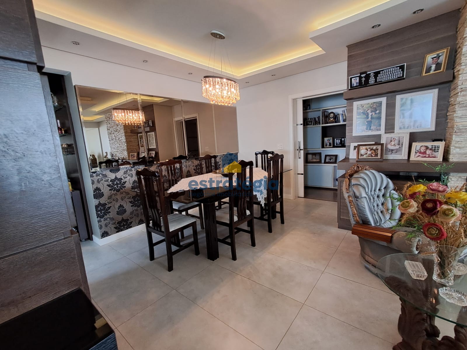 Estratégia Negócios Imobiliários